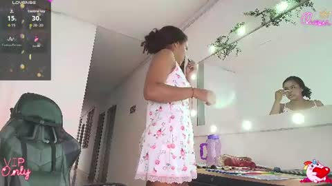 Snapshot of eylend_lisboa_ chatting on June 26, 1:48 pm eylend_lisboa_ online show from June 26, 1:48 pm