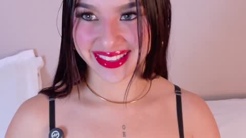 eymicooper online show from January 28, 11:49 am