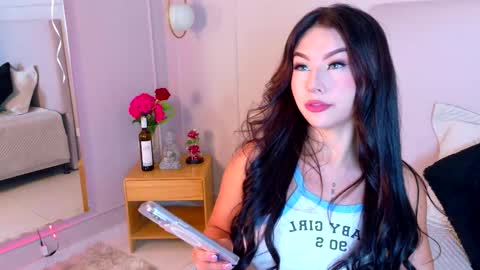 eymicooper online show from February 14, 7:54 pm