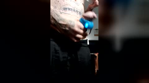 ezekielll1999 online show from May 23, 6:12 pm