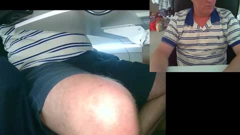 Snapshot of ezondi1 chatting on February 6, 6:18 am EZONDI online show from February 6, 6:18 am