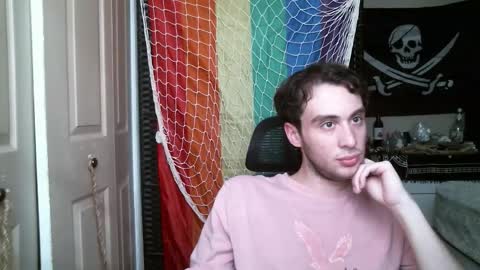 Ezra Naamah online show from February 19, 9:11 pm