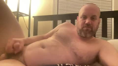 Snapshot of ezrandomguy chatting on June 19, 3:22 am ezrandomguy online show from June 19, 3:22 am