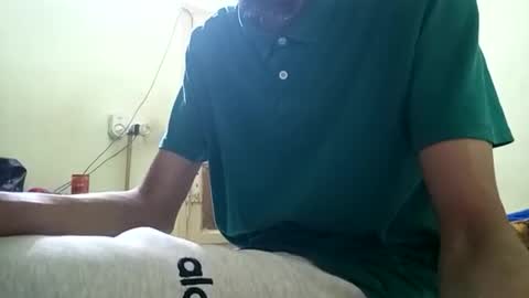 Snapshot of ezz_3zoo1 chatting on June 28, 6:36 pm weza online show from June 28, 6:36 pm