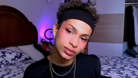 Snapshot of fabi_smith09 chatting on May 25, 5:02 am Fabi online show from May 25, 5:02 am