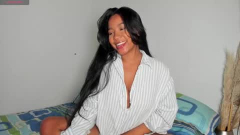 Snapshot of fabianna_laraa chatting on May 2, 8:30 am Thianna online show from May 2, 8:30 am