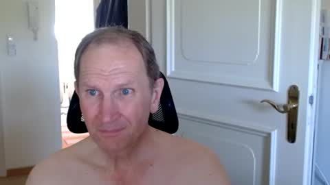 Snapshot of fabiansoohot chatting on June 28, 7:03 am Fabian online show from June 28, 7:03 am