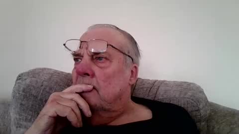 the masturbator online show from January 27, 11:00 am