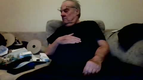 the masturbator online show from January 28, 7:32 am