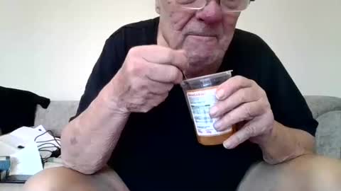 the masturbator online show from February 5, 3:09 pm