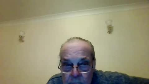 the masturbator online show from February 13, 10:33 pm