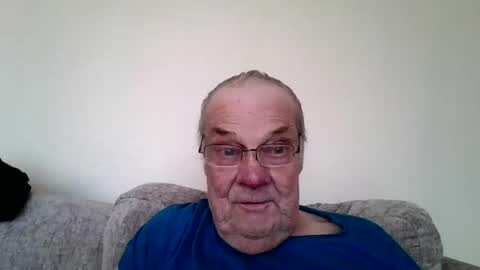 the masturbator online show from February 14, 4:09 pm