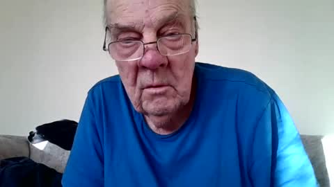 the masturbator online show from February 17, 9:13 am