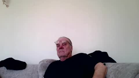 the masturbator online show from February 28, 1:36 pm