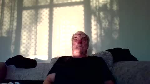 the masturbator online show from March 1, 7:08 am