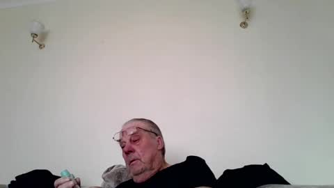 the masturbator online show from March 4, 9:18 am