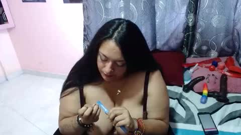 fabritziapiel online show from May 26, 4:14 pm