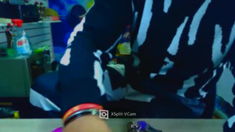 fabxxxl online show from December 20, 9:38 am