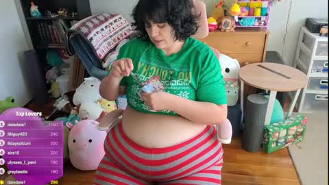 Snapshot of faekitten97 chatting on December 22, 6:59 pm Faekitten97 online show from December 22, 6:59 pm