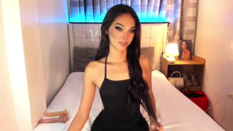 faelore online show from January 12, 5:33 pm