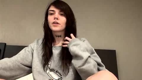 Faerie 3 online show from December 5, 12:52 am