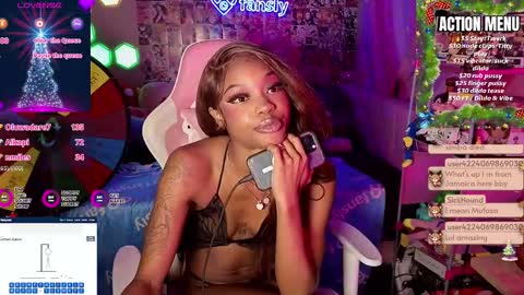 Snapshot of faethedoll chatting on December 11, 4:49 am Fae and Cheta online show from December 11, 4:49 am