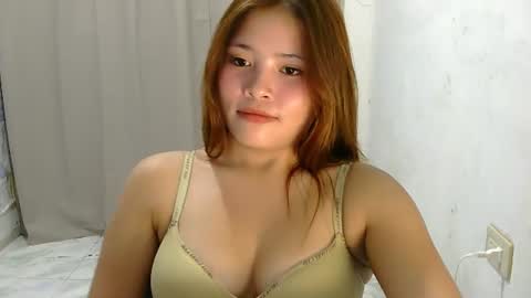 Snapshot of fahara_lea chatting on July 3, 12:17 am fahara_lea online show from July 3, 12:17 am