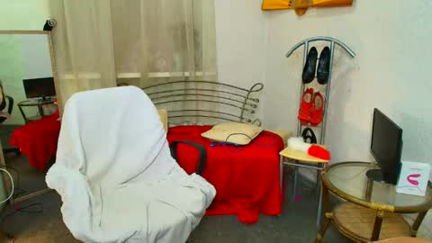 Eve online show from February 18, 7:48 am