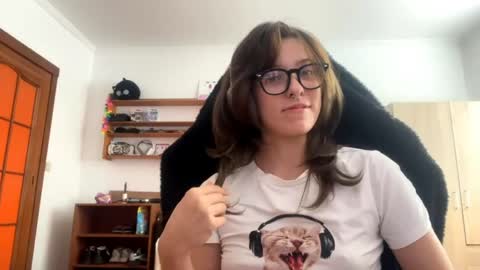 Loly online show from April 12, 11:04 am