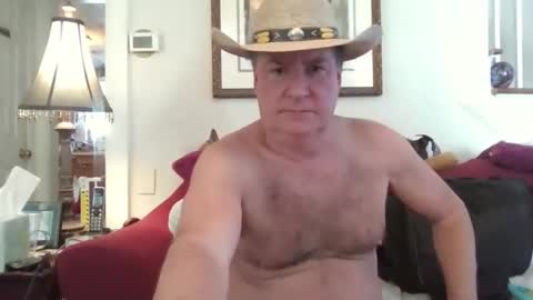 fairmount31 online show from December 15, 2:21 pm