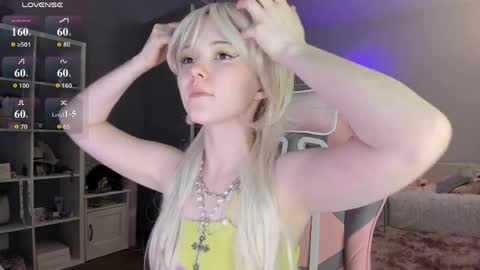fairy_casey online show from April 29, 9:32 pm