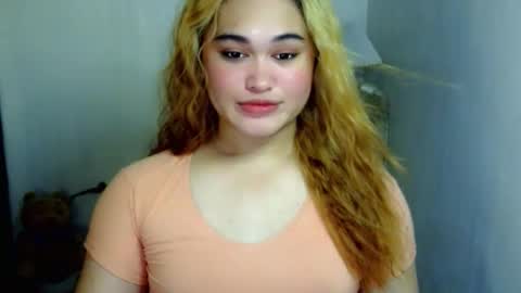 call me shanaia online show from April 8, 2:33 am