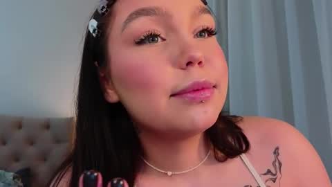 Snapshot of fairy_mairy chatting on December 7, 4:31 am Mairy online show from December 7, 4:31 am