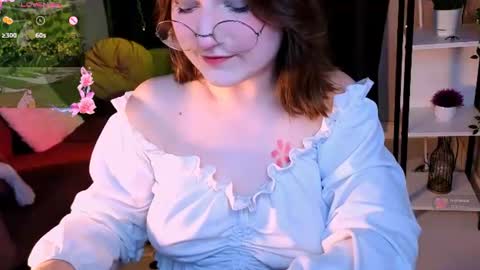 Snapshot of fairy_tara chatting on July 9, 10:25 pm Tara online show from July 9, 10:25 pm