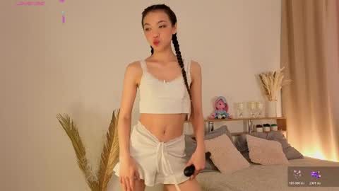 My name is Milisa  online show from May 25, 8:20 am