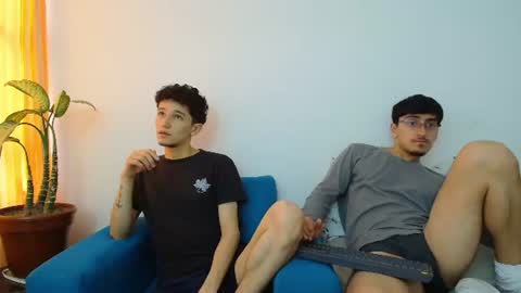 FallGays online show from July 22, 5:05 pm