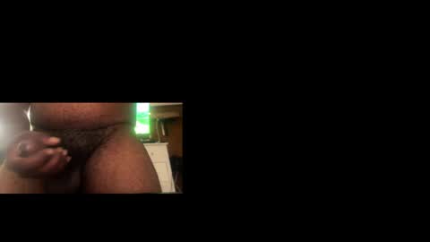 Snapshot of famethediscjock_1 chatting on May 13, 5:05 am famethediscjock_1 online show from May 13, 5:05 am