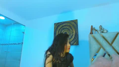 Snapshot of fanasy_andreadollx chatting on December 21, 8:10 am Andrea online show from December 21, 8:10 am