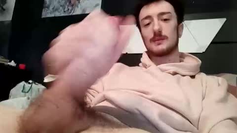 Snapshot of fanekade chatting on December 5, 10:35 am fanekade online show from December 5, 10:35 am