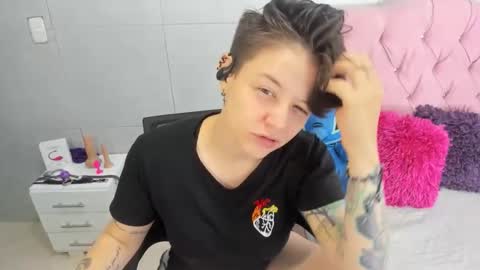 FANNY online show from December 21, 3:13 am