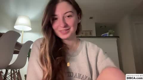 Snapshot of fantasyella chatting on January 3, 7:27 am Ella online show from January 3, 7:27 am