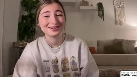 Snapshot of fantasyella chatting on January 29, 8:29 am Ella online show from January 29, 8:29 am