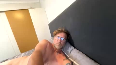 fantasying01 online show from December 1, 12:43 pm