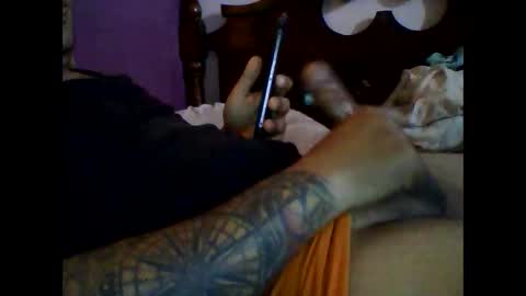 Snapshot of fantasylovers777 chatting on December 11, 1:06 pm LatinLover 777 online show from December 11, 1:06 pm