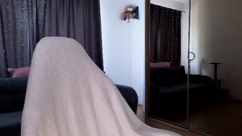 Snapshot of fantasymaria chatting on June 15, 9:33 am my name is Masha online show from June 15, 9:33 am