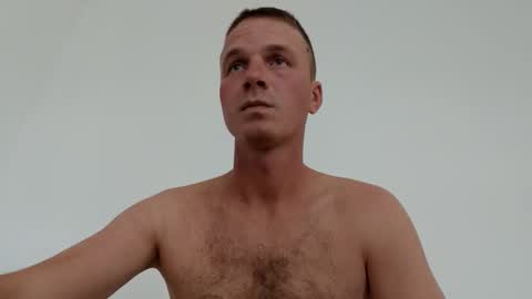 Snapshot of farafonoff chatting on October 12, 9:41 am farafonoff online show from October 12, 9:41 am