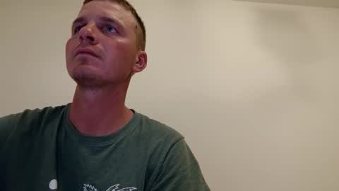 Snapshot of farafonoff chatting on October 18, 5:35 pm farafonoff online show from October 18, 5:35 pm