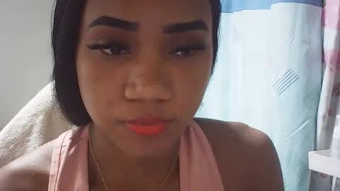 Snapshot of farianna_hot chatting on May 19, 3:02 am farianna_hot online show from May 19, 3:02 am