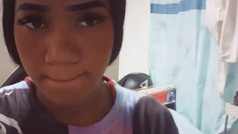 Snapshot of farianna_hot chatting on May 24, 9:42 pm farianna_hot online show from May 24, 9:42 pm