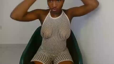 Snapshot of fariha_babyy chatting on May 5, 6:49 pm Fariha online show from May 5, 6:49 pm